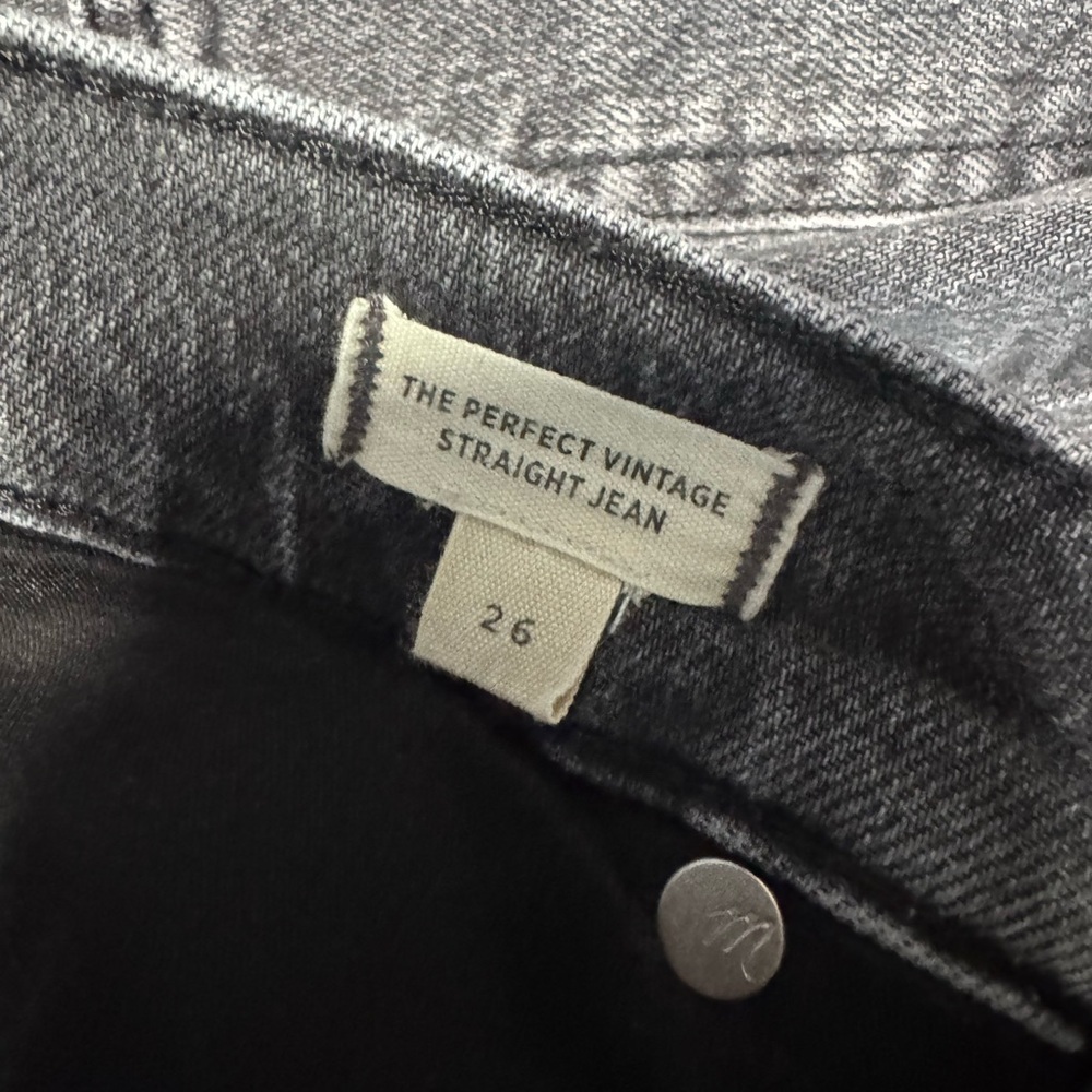 Madewell The Perfect Vintage Straight Jean in Meaford Wash: Seamed Edition - Picture 8 of 10